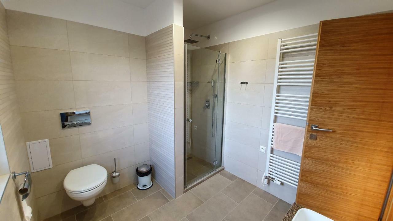 Chaty Krusetnica S Luxusnym Privatnym Wellness Exterior foto